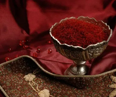 تصویر 2 از زعفران نیم مثقالی اصیل برای مصارف خانگی